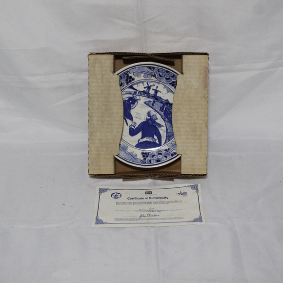 The Ghent Collection.  "The Race". The Hans Brinker Delft Plate Collection. Vtg. - Picture 5 of 5